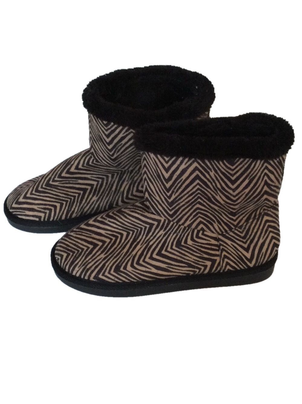 CLEARANCE SALE Vera Bradley Black & Brown Slipper
